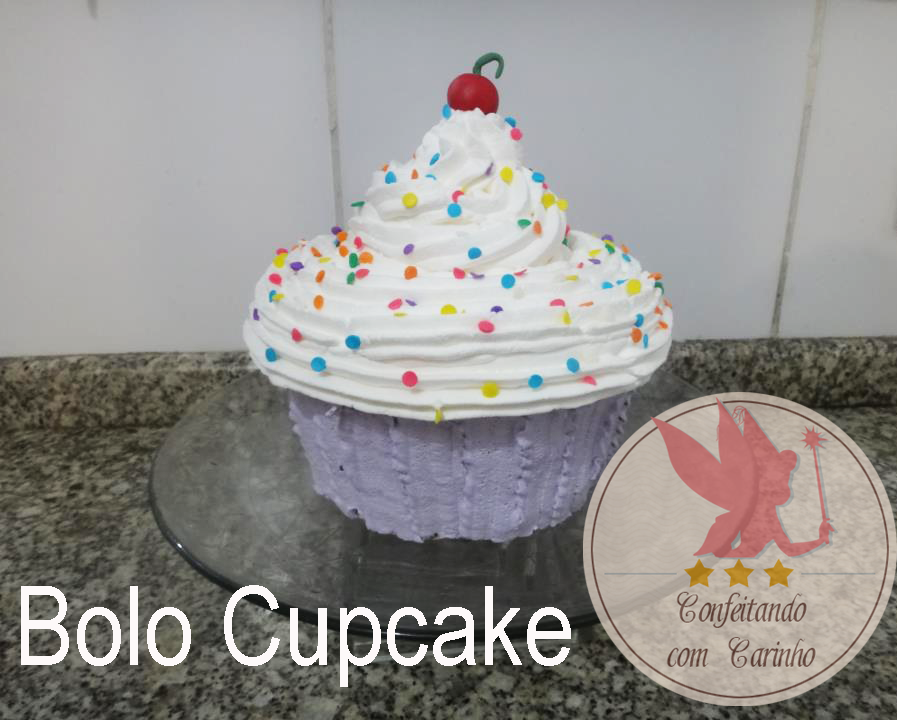Bolo formato cupcake