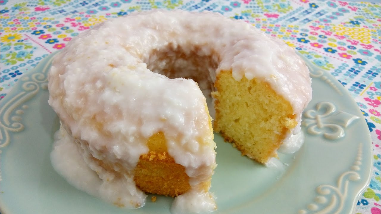 Bolo de arroz com coco